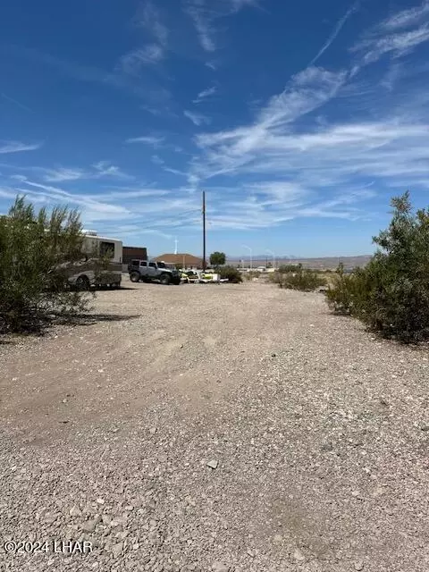 1545 Neptune Dr, Lake Havasu City, AZ 86404