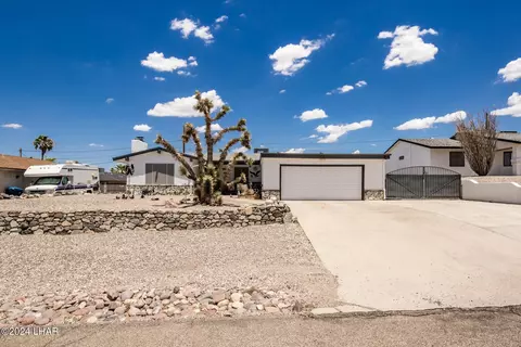 720 Papoose Dr, Lake Havasu City, AZ 86406