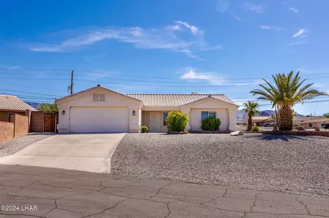 3337 Lark Ln, Lake Havasu City, AZ 86406