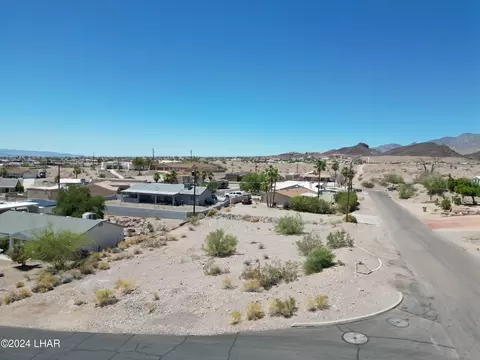 3991 Hungry Horse Dr, Lake Havasu City, AZ 86406