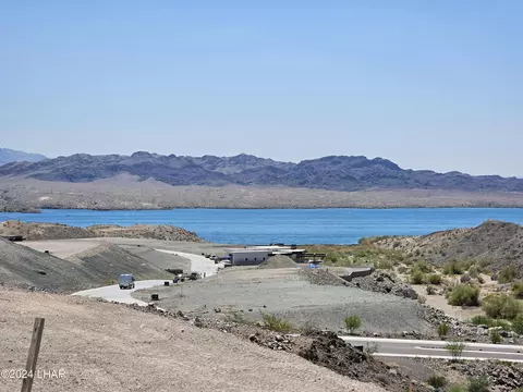 2413 Wren Cove Way, Lake Havasu City, AZ 86406