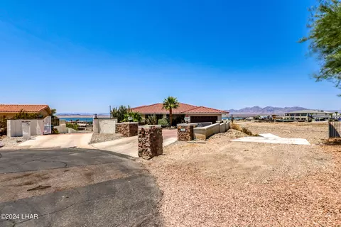 1801 Biscayne Ln, Lake Havasu City, AZ 86403