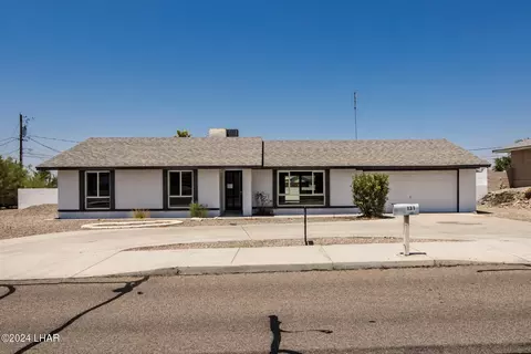 131 Acoma Blvd N, Lake Havasu City, AZ 86403