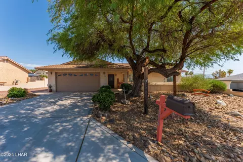 2498 Cisco Dr S, Lake Havasu City, AZ 86403