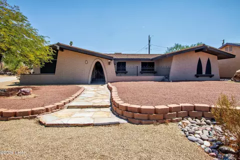 2493 Ocotillo Ln, Lake Havasu City, AZ 86403
