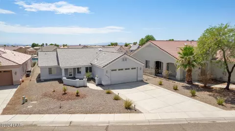 10720 S Fountain Cv, Mohave Valley, AZ 86440