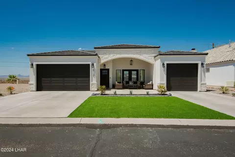 6129 Lago Grande Dr, Fort Mohave, AZ 86426