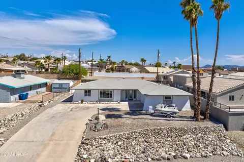 2810 Poseidon Dr, Lake Havasu City, AZ 86404