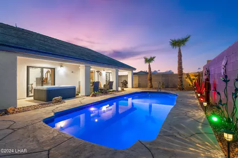 2037 E Crystal Dr, Fort Mohave, AZ 86426 photo 3