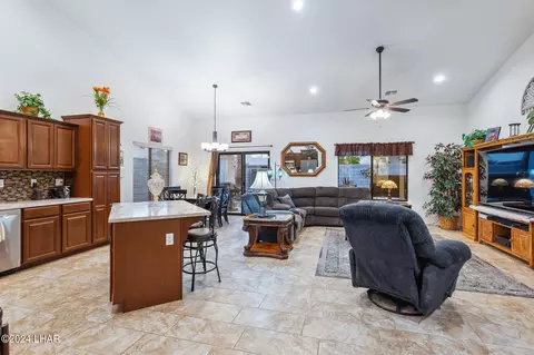 2037 E Crystal Dr, Fort Mohave, AZ 86426 photo 6