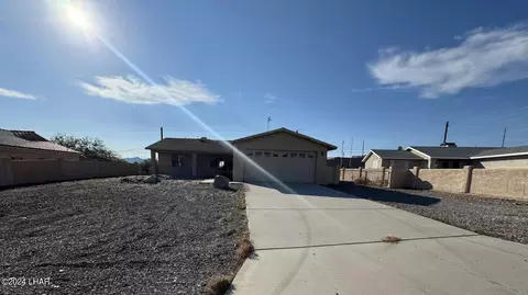 3175 Sirocco Dr, Lake Havasu City, AZ 86404