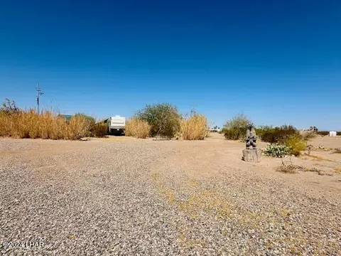 28176 Rainbow Ave, Bouse, AZ 85325