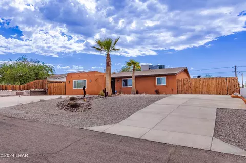 1720 Onyx Ln, Lake Havasu City, AZ 86403