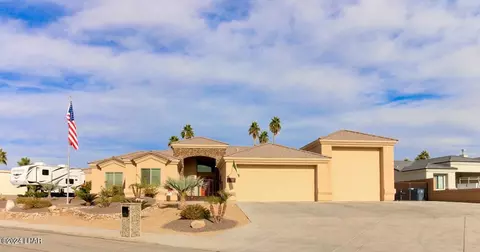 2215 Palmer Dr, Lake Havasu City, AZ 86406