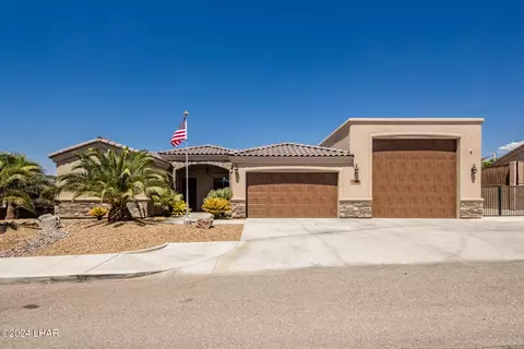 2715 Palisades Dr, Lake Havasu City, AZ 86404