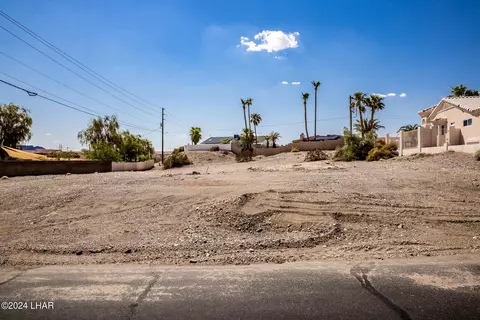 911 Fremont Ln, Lake Havasu City, AZ 86406