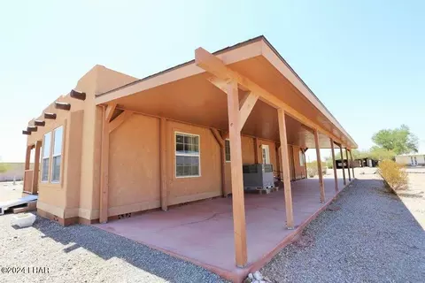 733 W Cowell St, Quartzsite, AZ 85346