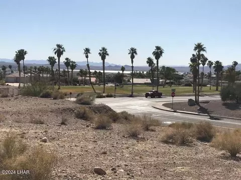 2494 Saratoga Ave, Lake Havasu City, AZ 86406