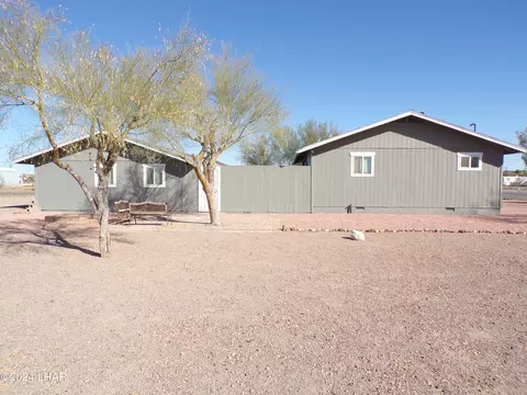 Exterior - 44351 Main St, Bouse, AZ 85325 photo 20 of 21