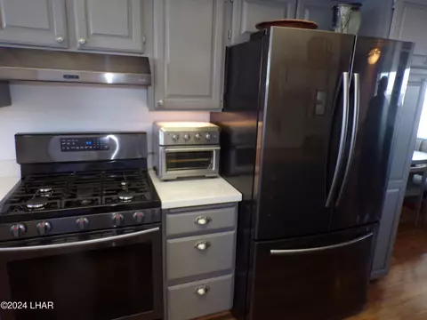 Kitchen - 44351 Main St, Bouse, AZ 85325 photo 9 of 9