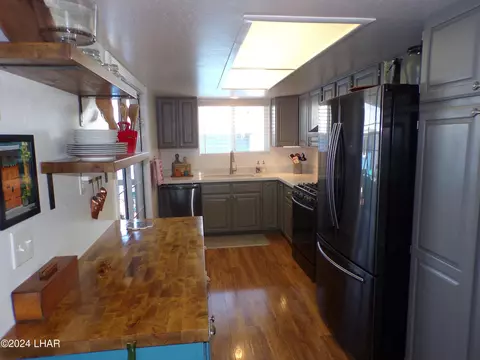 Kitchen - 44351 Main St, Bouse, AZ 85325 photo 1 of 9
