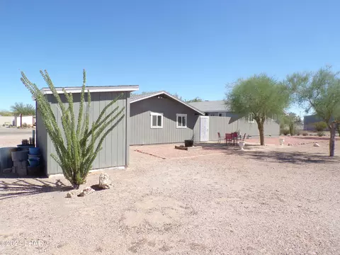 Exterior - 44351 Main St, Bouse, AZ 85325 photo 14 of 21
