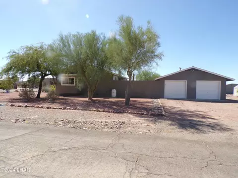 Exterior - 44351 Main St, Bouse, AZ 85325 photo 4 of 21