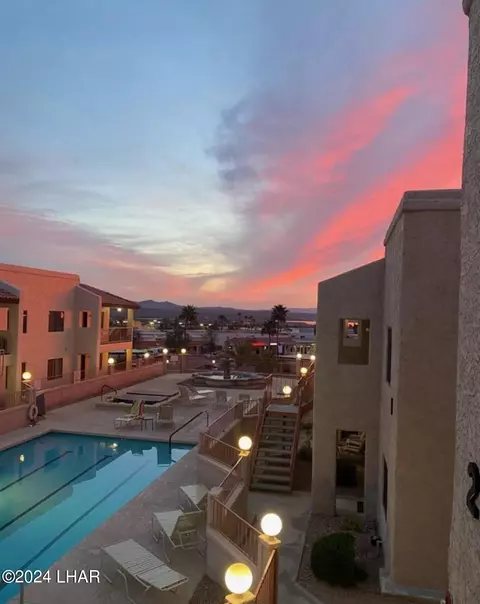 1989 Mesquite Ave #32, Lake Havasu City, AZ 86403