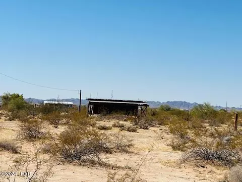 32156 Avenue 41 E, Bouse, AZ 85325 photo 4