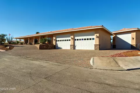 1751 Laramie Dr, Lake Havasu City, AZ 86404