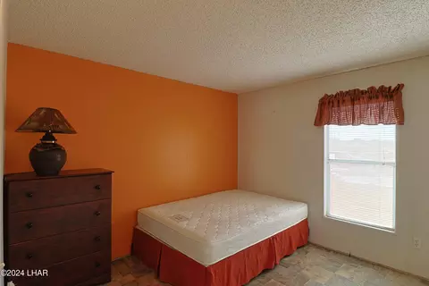 Bedroom - 27625 Frame Ave, Bouse, AZ 85325 photo 1 of 8