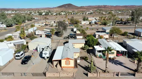 View/Area - 27625 Frame Ave, Bouse, AZ 85325 photo 3 of 5