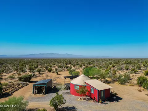 0 E Mountain View Dr E, Yucca, AZ 86438
