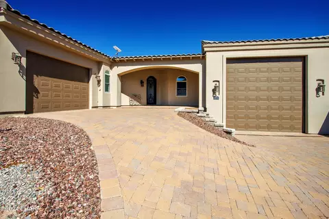 37279 Bay View Dr, Parker, AZ 85344