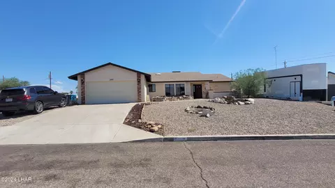 2826 War Eagle Dr, Lake Havasu City, AZ 86406