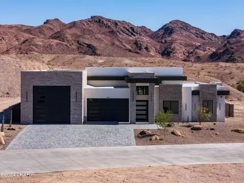 2502 Flat Irons Way, Lake Havasu City, AZ 86406
