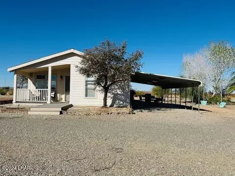 49211 Eagle Tail Ln, Bouse, AZ 85325 photo 4
