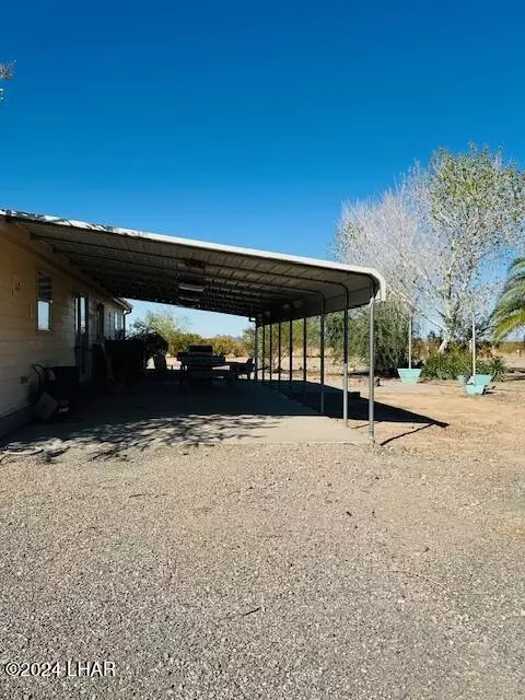 49211 Eagle Tail Ln, Bouse, AZ 85325 photo 6