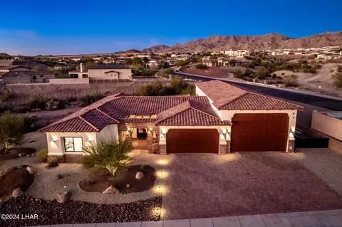 991 Avienda Del Sol, Lake Havasu City, AZ 86406
