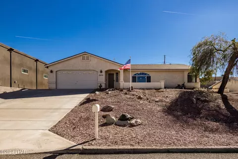 2420 Rainbow Ave N, Lake Havasu City, AZ 86403