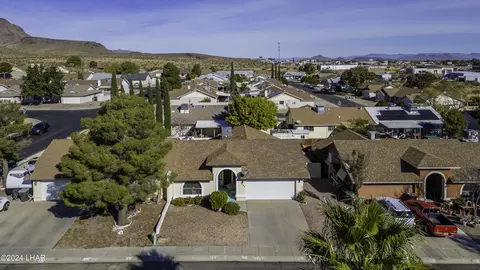 1003 Belcourt Cir, Kingman, AZ 86409