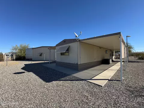 Exterior - 25514 Pendleton Way, Bouse, AZ 85325 photo 2 of 7