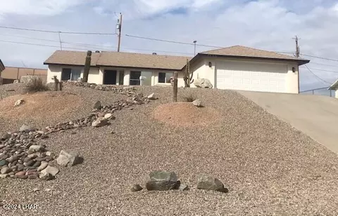 3085 Caravan Dr, Lake Havasu City, AZ 86404