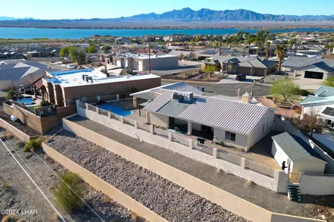 1780 Boeing Bay, Lake Havasu City, AZ 86404