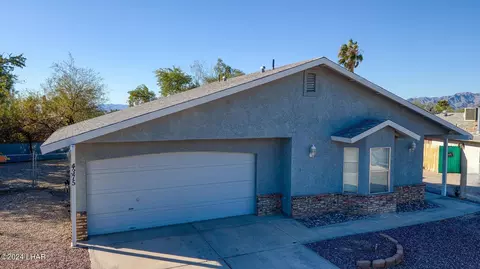 4375 Los Maderos Dr, Fort Mohave, AZ 86426