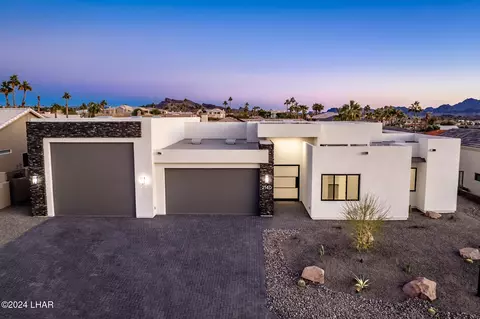2140 Eagle Dr, Lake Havasu City, AZ 86406
