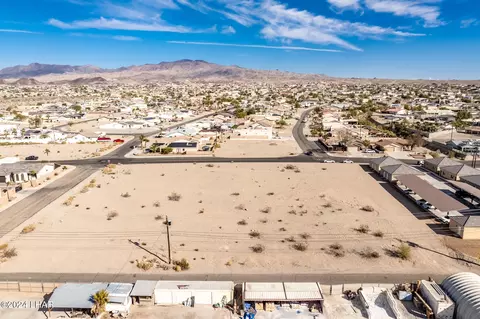3548 Kearsage Dr, Lake Havasu City, AZ 86406