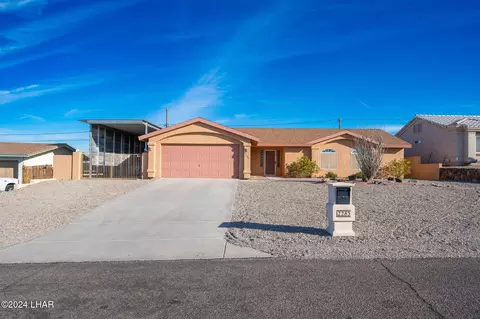 2285 Fisherman Dr, Lake Havasu City, AZ 86404