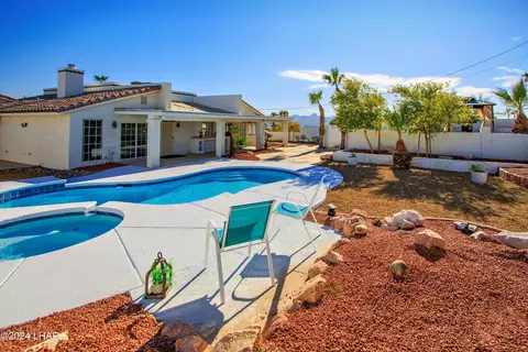 2723 Saratoga Ave, Lake Havasu City, AZ 86406