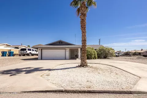 2130 Smoketree Ave N, Lake Havasu City, AZ 86403